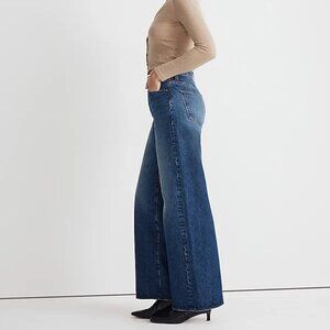 Superwide Jeans in Halleran Wash (fits like 28)